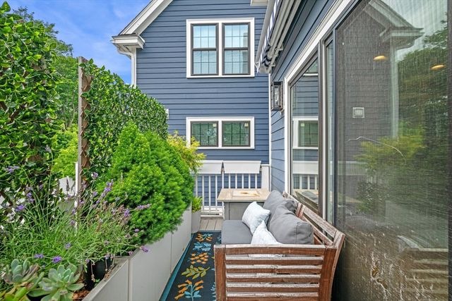 331 Bridge St 2, Salem, MA 01970