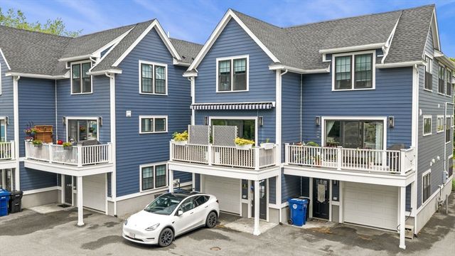 331 Bridge St 2, Salem, MA 01970