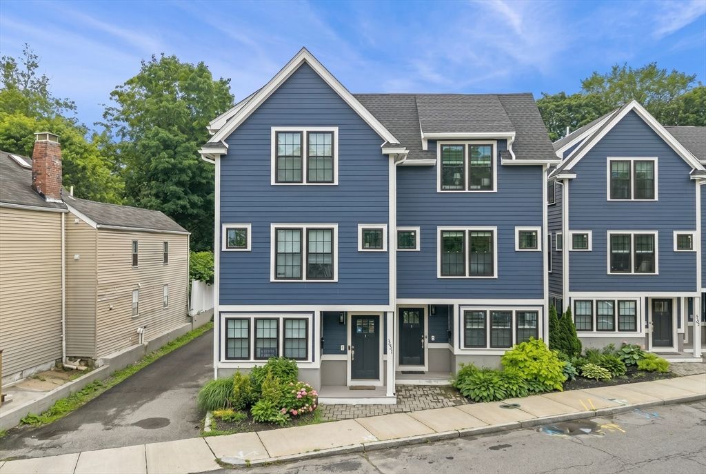331 Bridge St 2, Salem, MA 01970