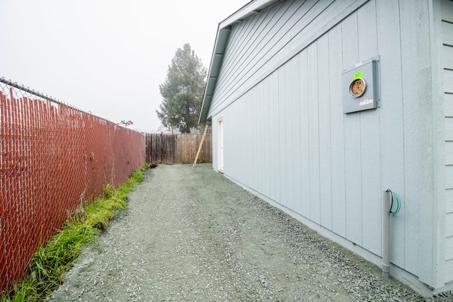 1228 SW Oak Street, Grants Pass, OR 97526