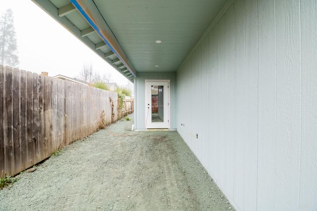 1228 SW Oak Street, Grants Pass, OR 97526