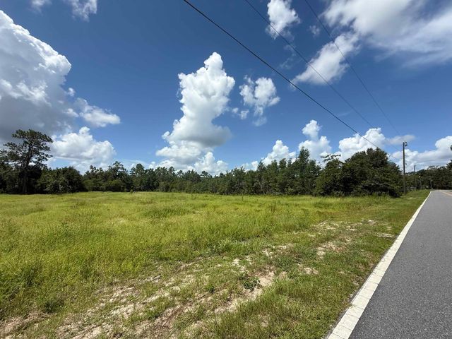 179 Council Moore Road, Crawfordville, FL 32327