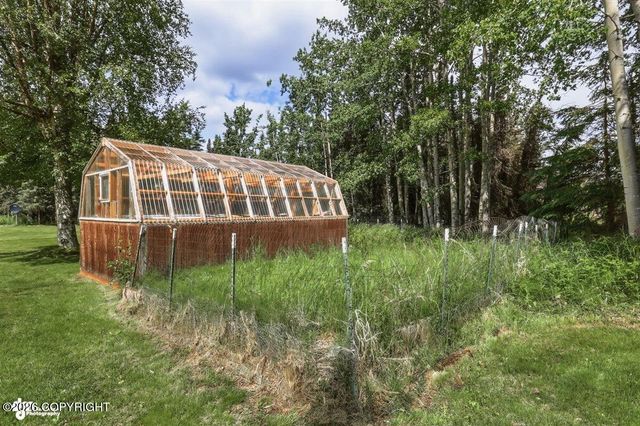 39439 Red Hill Street, Sterling, AK 99672