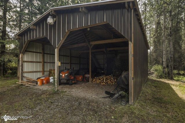 39439 Red Hill Street, Sterling, AK 99672