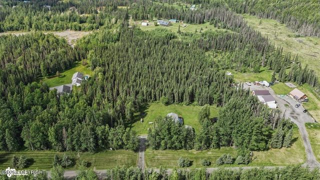 39439 Red Hill Street, Sterling, AK 99672
