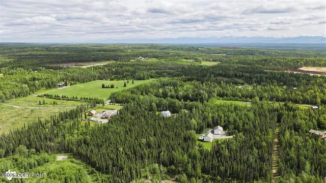 39439 Red Hill Street, Sterling, AK 99672