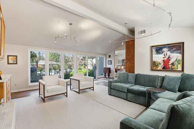 1625 Gary Way, Carmichael, CA 95608