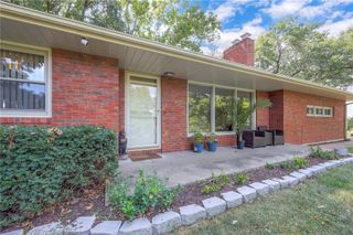 4036 Shrine Park Road, Leavenworth, KS 66048