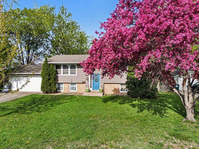 4922 Washington Street NE, Columbia Heights, MN 55421