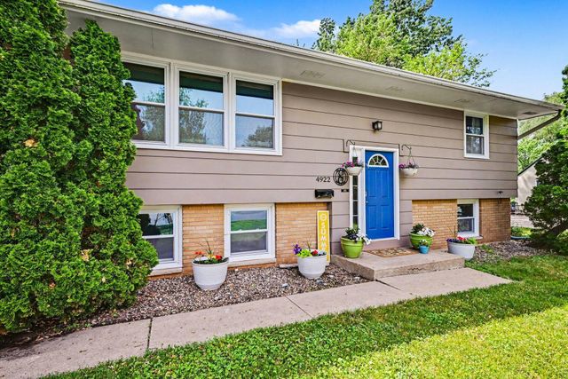 4922 Washington Street NE, Columbia Heights, MN 55421
