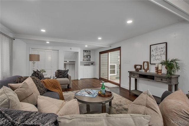 243 Lehn Springs Drive, Amherst, NY 14221