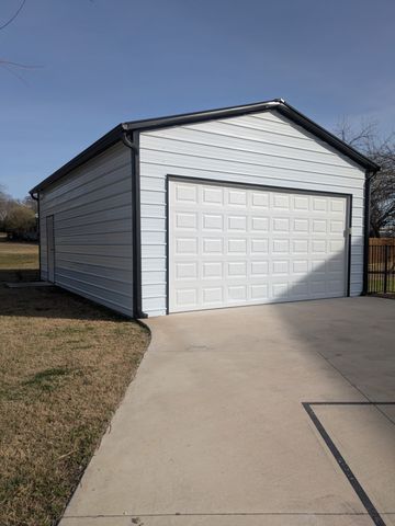 6677 County Road 619, Farmersville, TX 75442