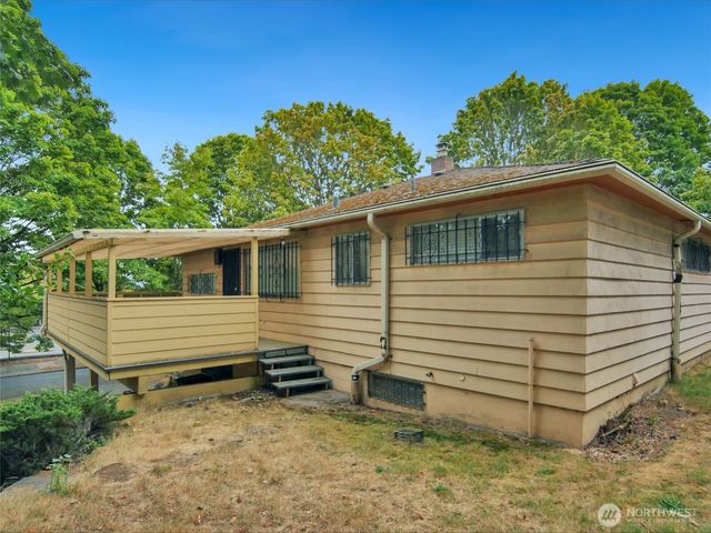 3020 E Yesler Way, Seattle, WA 98122