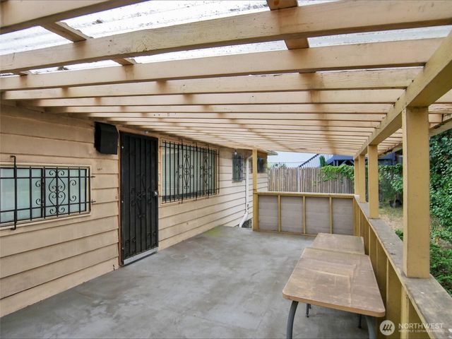 3020 E Yesler Way, Seattle, WA 98122
