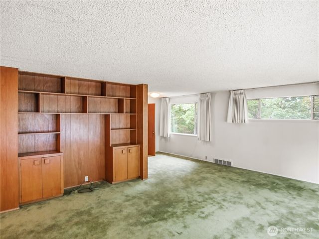 3020 E Yesler Way, Seattle, WA 98122