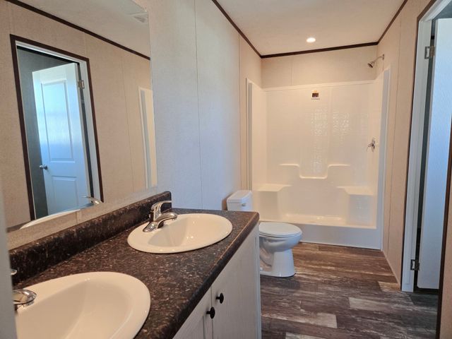 138 Split Rock Trl, Paris, TN 38242