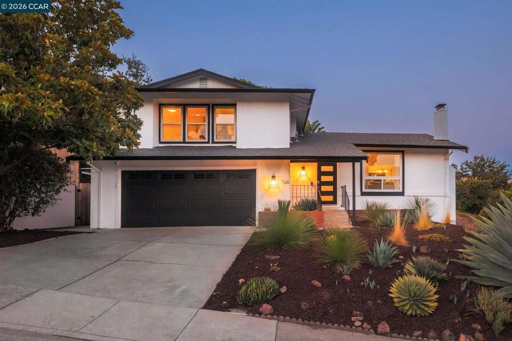 Image 1 of property listing at 566 Webster Dr, Martinez, CA 94553
