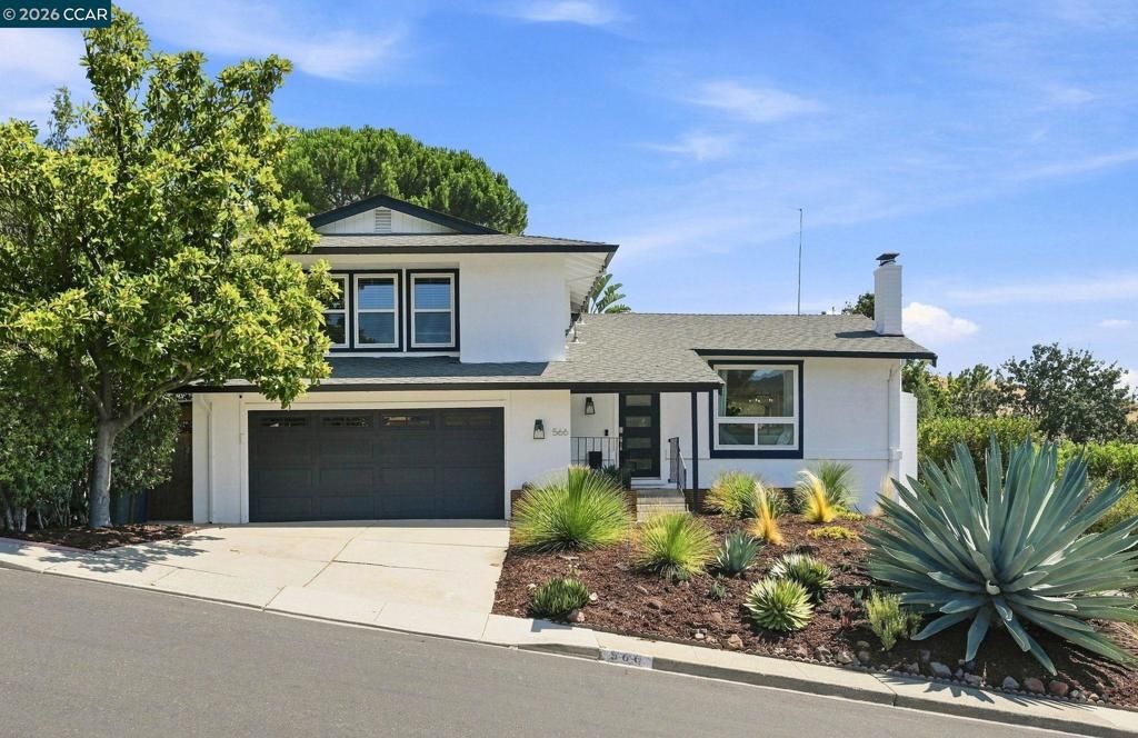 Image 35 of property listing at 566 Webster Dr, Martinez, CA 94553
