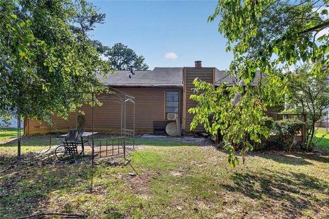 5805 Vernier Drive SW, Atlanta, GA 30349