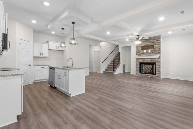 2070 Ireland Way, Clarksville, TN 37042