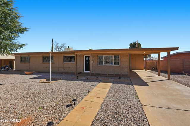 233 CORONADO Lane, Sierra Vista, AZ 85635