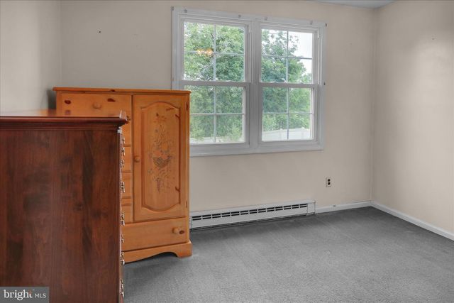 6 CHERRY LN, Newmanstown, PA 17073