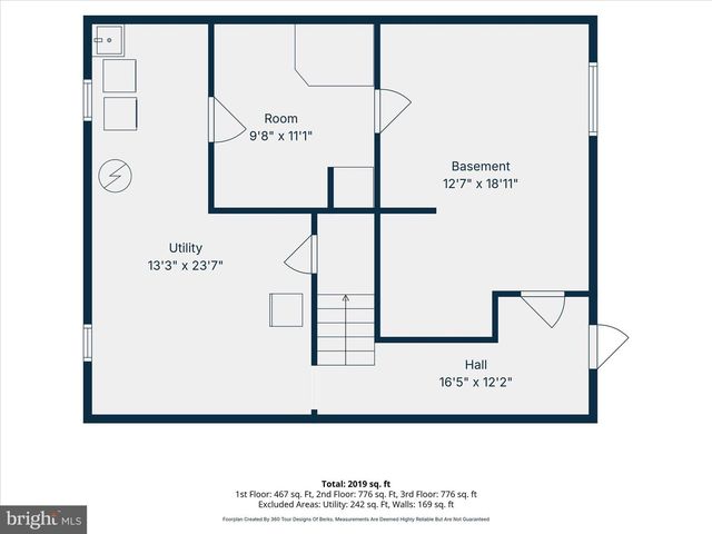 6 CHERRY LN, Newmanstown, PA 17073