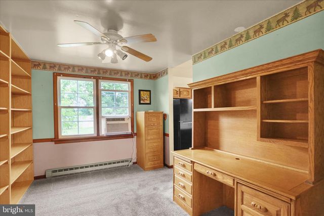 6 CHERRY LN, Newmanstown, PA 17073