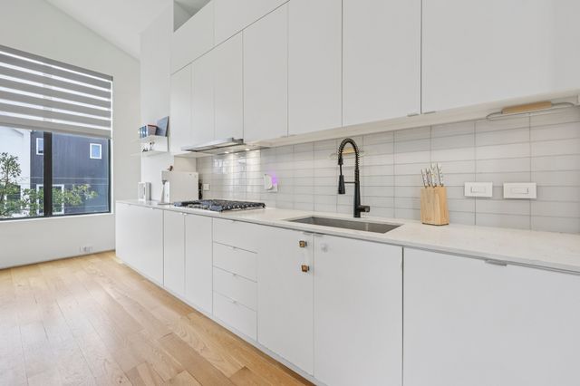 1504 Burlew Street 103, Dallas, TX 75204