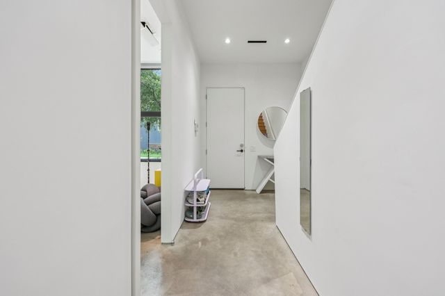 1504 Burlew Street 103, Dallas, TX 75204