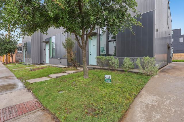 1504 Burlew Street 103, Dallas, TX 75204