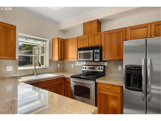 30330 Sw REBEKAH St 3, Wilsonville, OR 97070