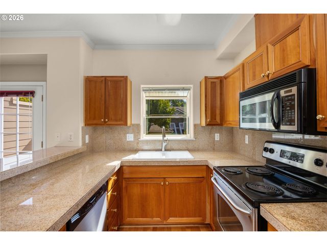 30330 Sw REBEKAH St 3, Wilsonville, OR 97070