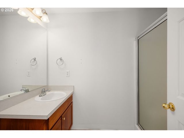 30330 Sw REBEKAH St 3, Wilsonville, OR 97070