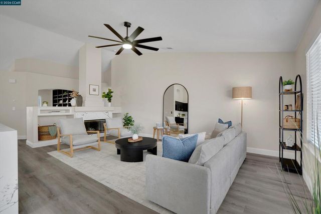 716 Joshua St, Oakley, CA 94561