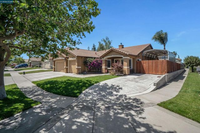 716 Joshua St, Oakley, CA 94561
