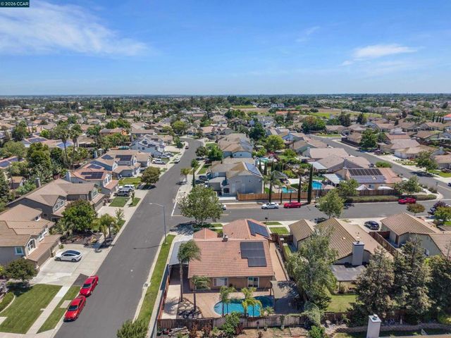 716 Joshua St, Oakley, CA 94561