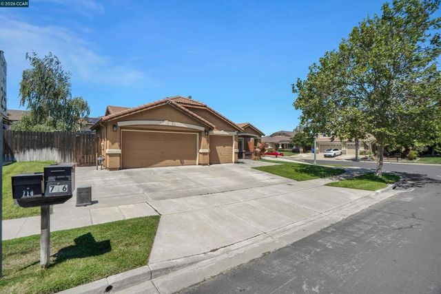 716 Joshua St, Oakley, CA 94561