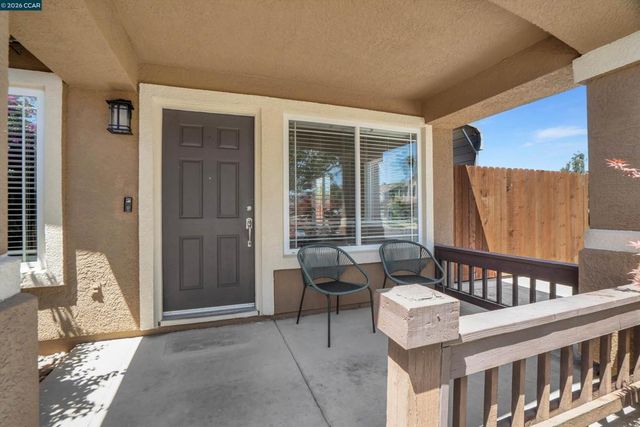 716 Joshua St, Oakley, CA 94561