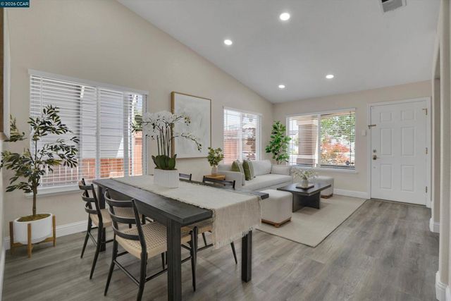 716 Joshua St, Oakley, CA 94561