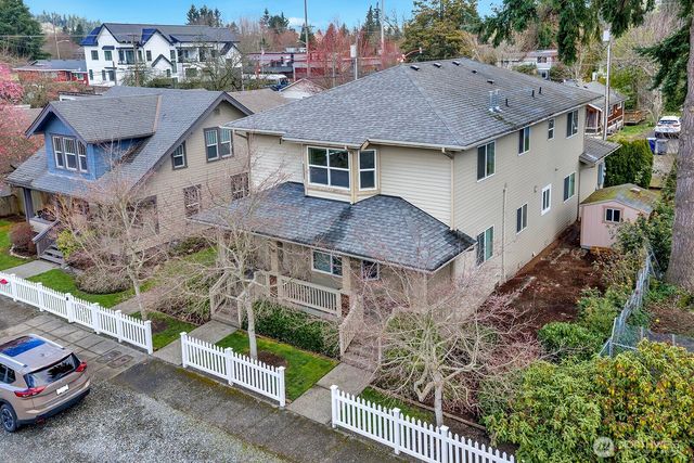 260 SE Andrews Street, Issaquah, WA 98027