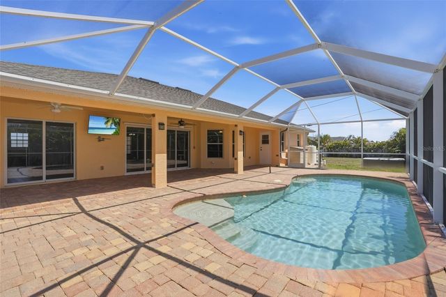 928 NW 5TH PLACE, Cape Coral, FL 33993