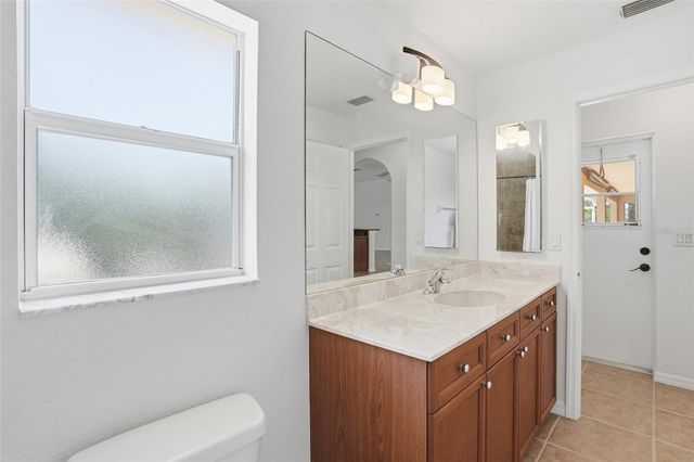 928 NW 5TH PLACE, Cape Coral, FL 33993