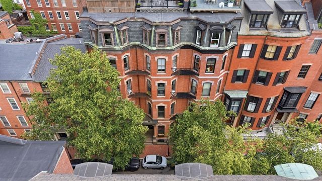 26 Hancock St 3, Boston, MA 02114