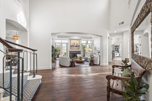 7180 Aviara Drive, Carlsbad, CA 92011