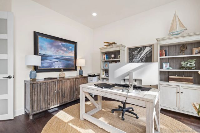 7180 Aviara Drive, Carlsbad, CA 92011