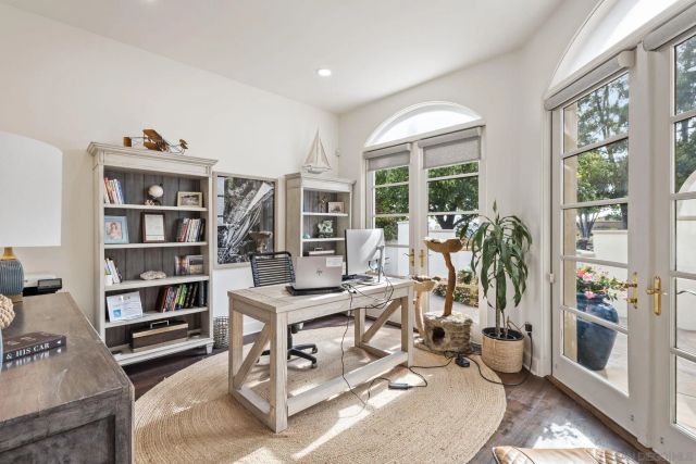 7180 Aviara Drive, Carlsbad, CA 92011