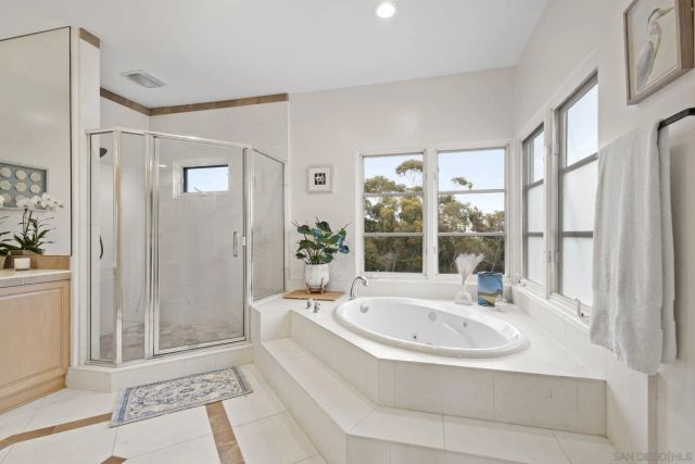 7180 Aviara Drive, Carlsbad, CA 92011
