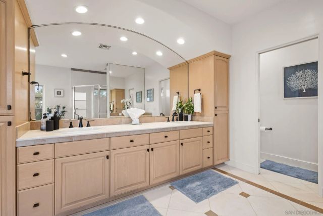 7180 Aviara Drive, Carlsbad, CA 92011