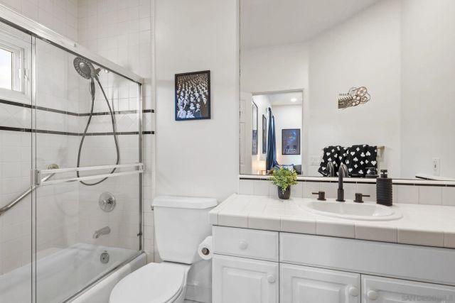 7180 Aviara Drive, Carlsbad, CA 92011